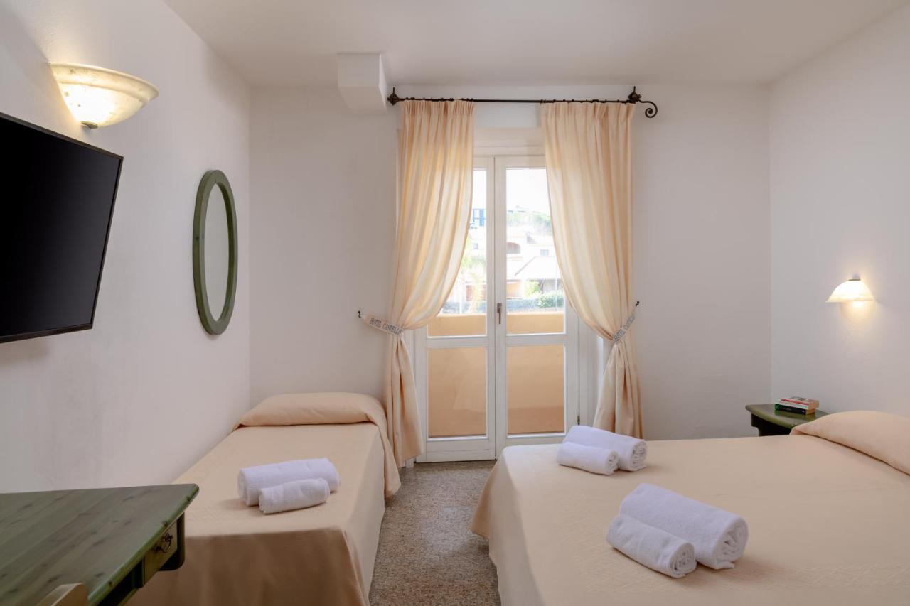 Hotel Castello Golfo Aranci Esterno foto