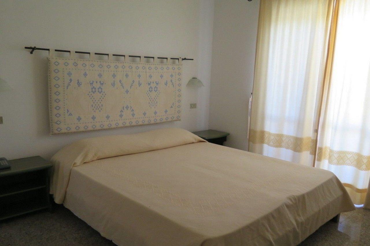 Hotel Castello Golfo Aranci Esterno foto