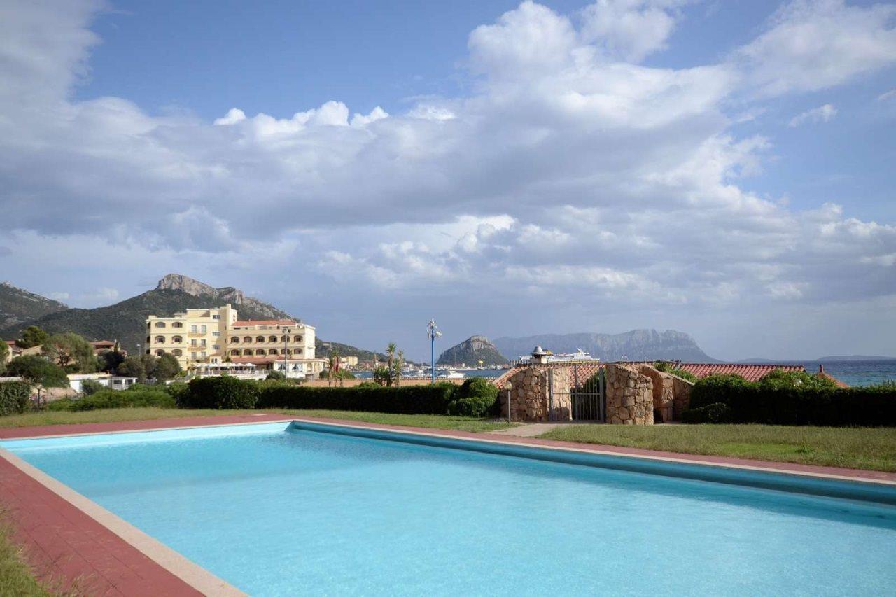 Hotel Castello Golfo Aranci Esterno foto