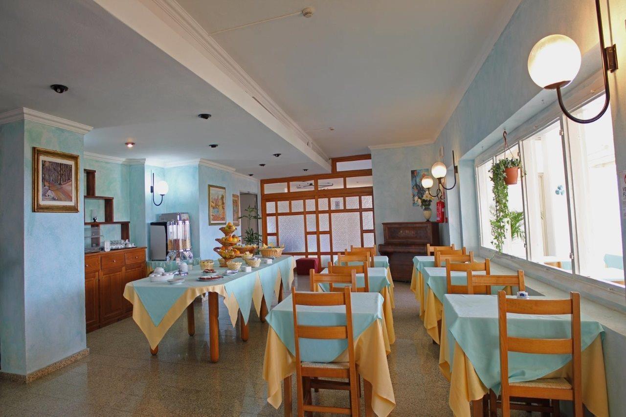 Hotel Castello Golfo Aranci Esterno foto