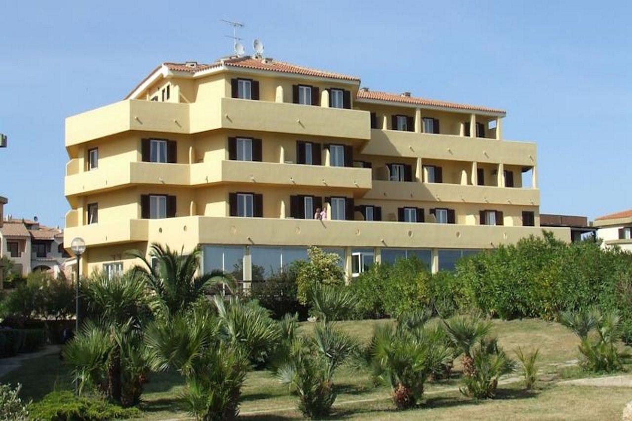 Hotel Castello Golfo Aranci Esterno foto