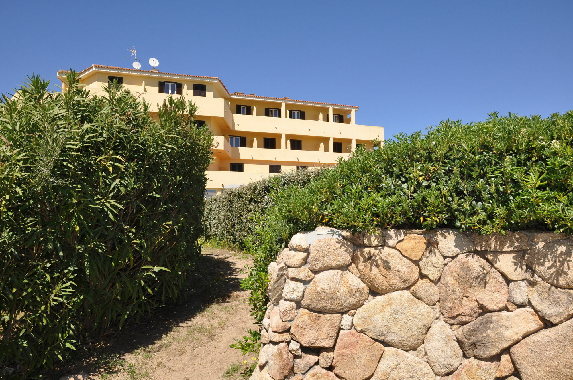 Hotel Castello Golfo Aranci Esterno foto