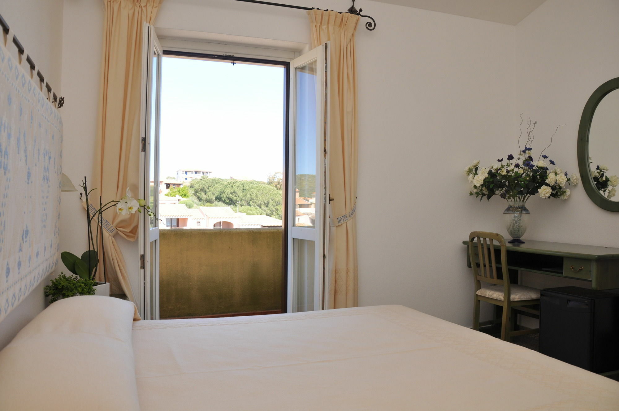 Hotel Castello Golfo Aranci Esterno foto